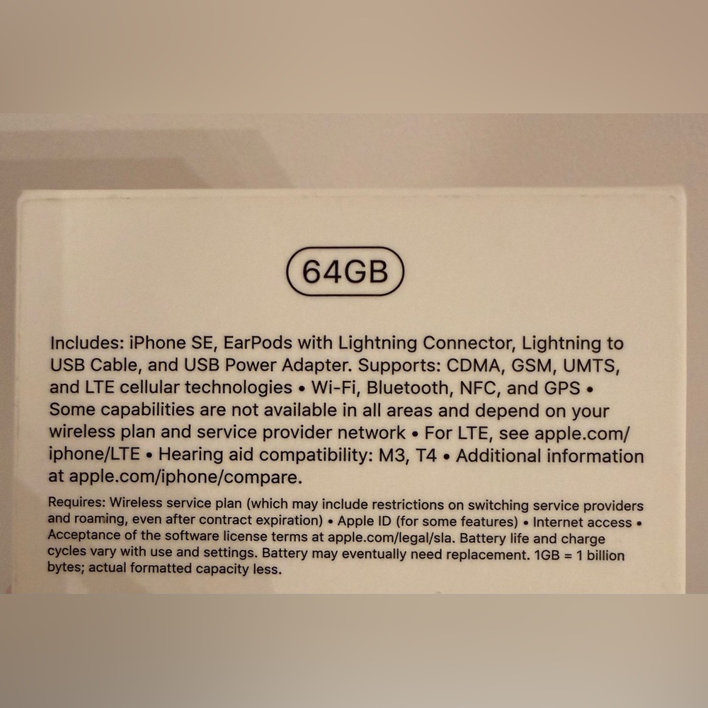 Apple iPhone Electronics Set - Picture 3 of 5